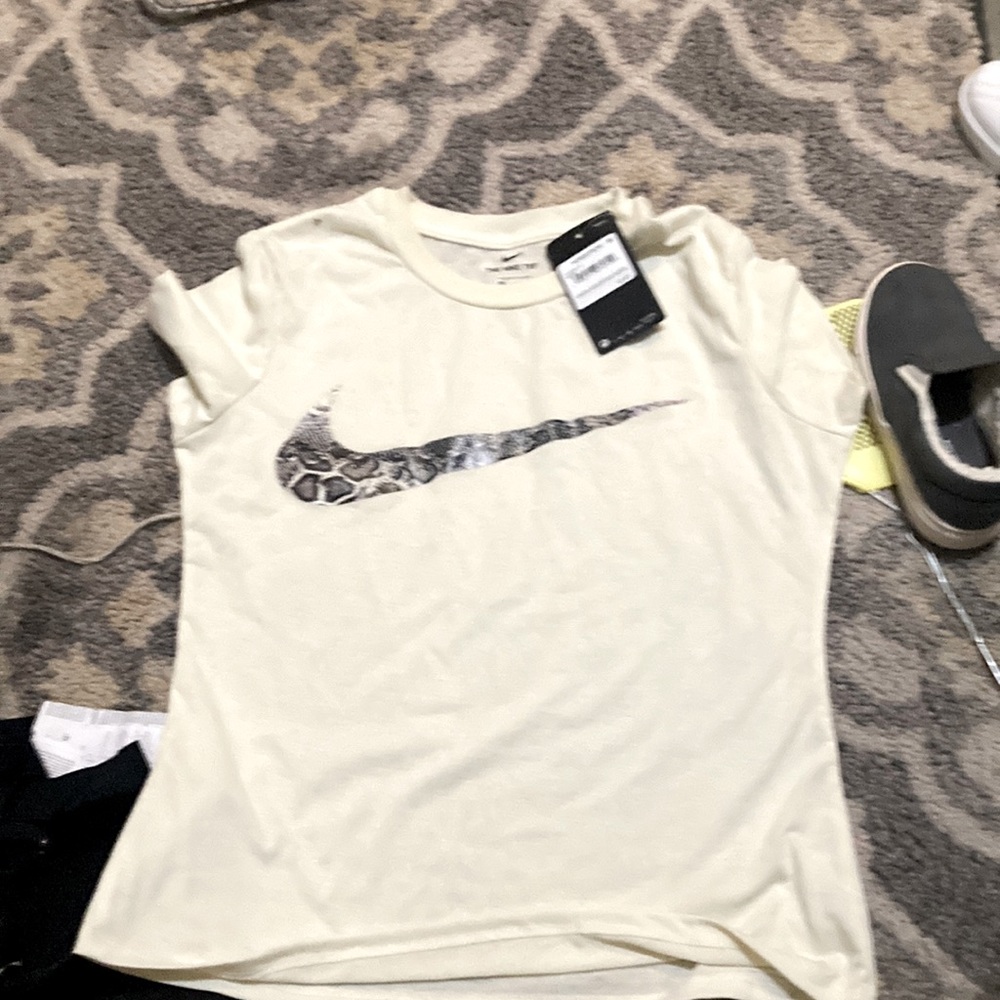 COPY - Nike t shirt